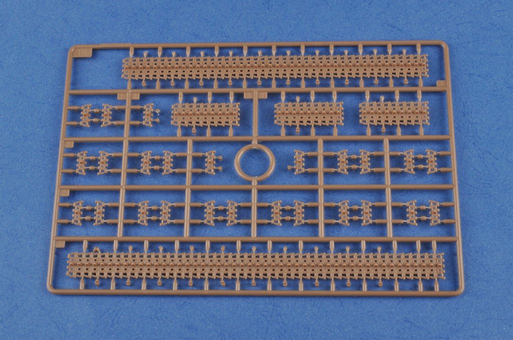 Hobby Boss 83843 Soviet T-35 Heavy Tank 1938/1939 1/35 – Bild 4
