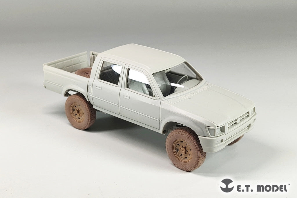 E.T. Model P35-163 PICK UP Truck Sagged Wheels Type.2 1/35 – immagine 8