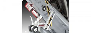 Revell 04864 F/A-18F Super Hornet / twin seater 1/72 – Bild 3