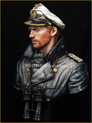 Young Miniatures YM1847 COMMANDANT DE SOUS-MARIN GUERRE MONDIALE 1/10 – image 2