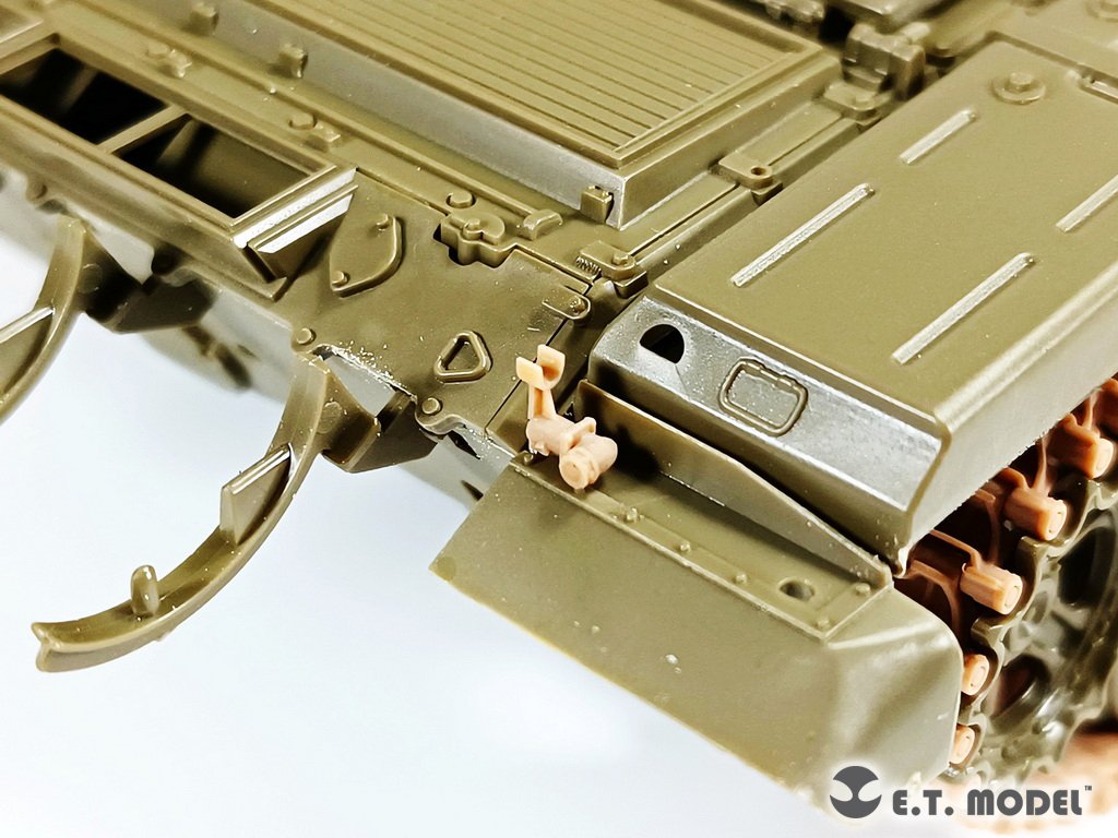 E.T. Model P35-270 Lights Set for Russian T-72 Family ( 3D Print ) 1/35 – imagen 9