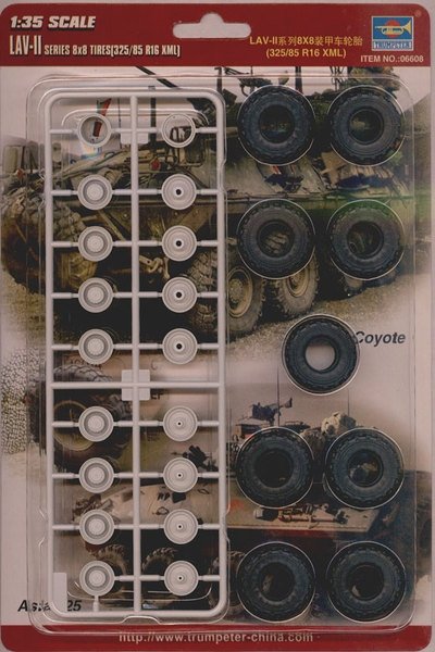 Trumpeter 06608 LAV Series 8x8 Tires (325/85 R16 XML) 1/35 – immagine 2