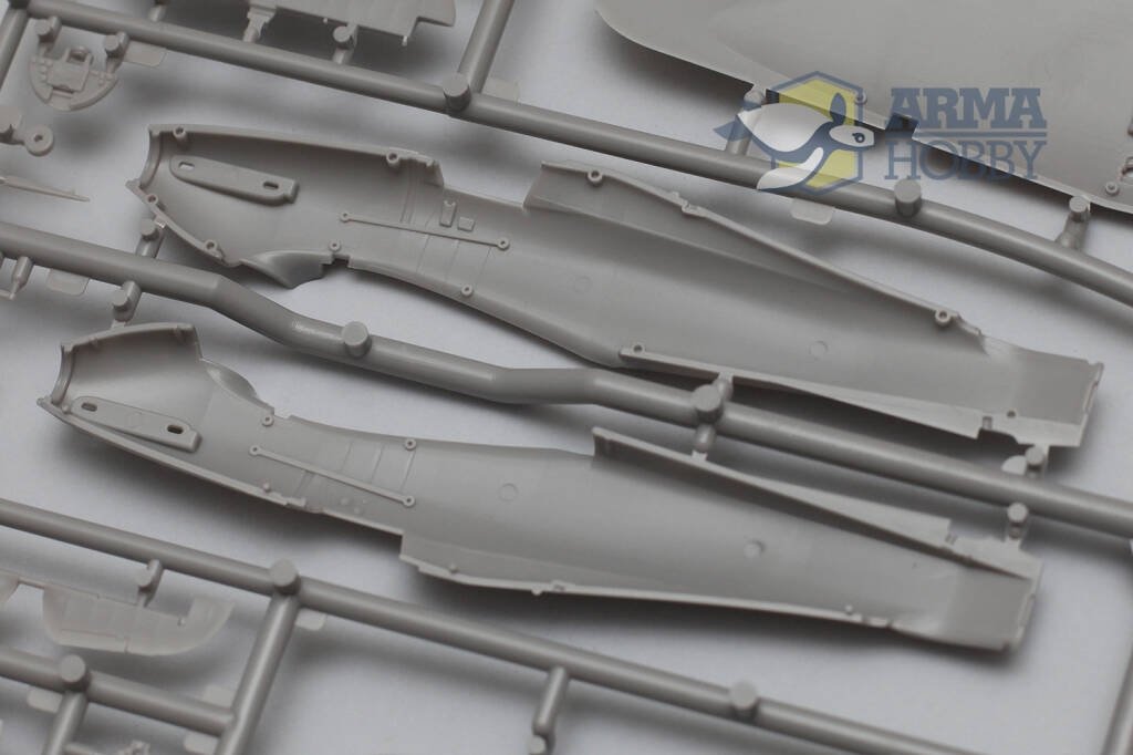 Arma Hobby 70025 Hurricane Mk I Eastern Front - Limited Edition 1/72 – immagine 13