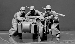 Master Box 35178 German Motorcyclists WWII – immagine 2