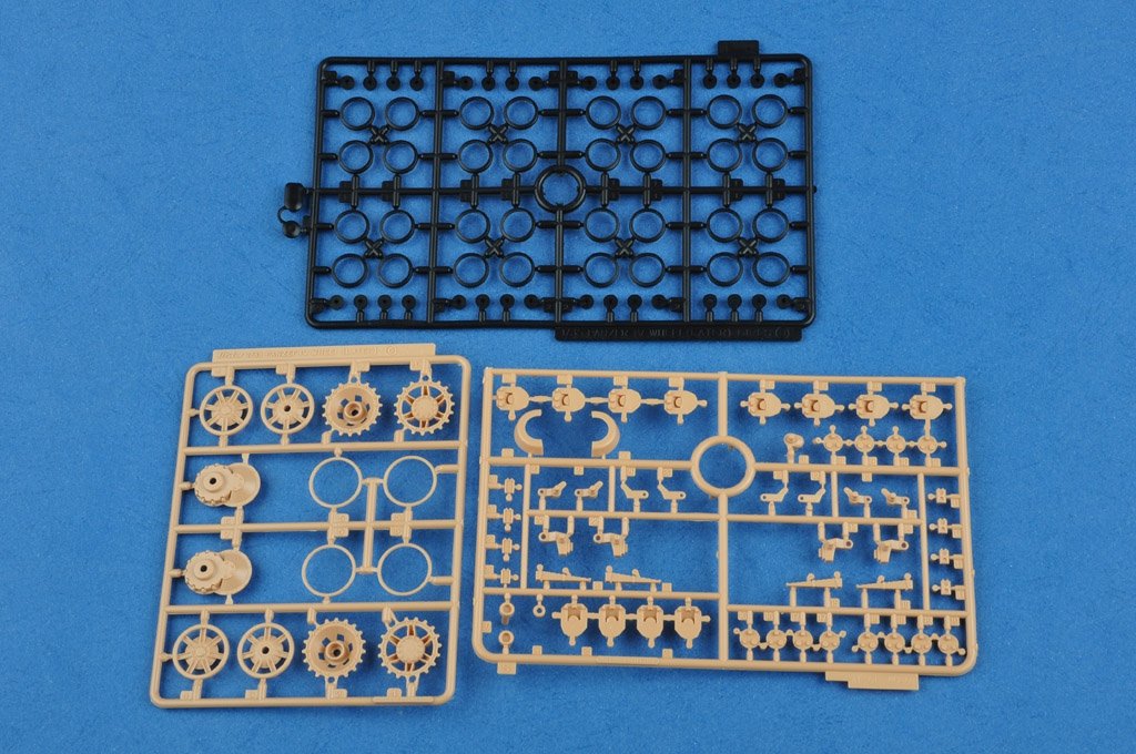 Hobby Boss 80133 German PANZER IV / 70 (A) Sd. Kfz.162/1 – immagine 8