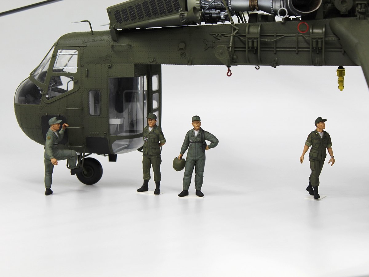 ICM 53101 Pilotes d&amp;#39;hélicoptères américains (années 1960-1970) 1/35  – image 14