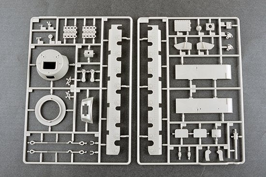 Trumpeter 09590 Soviet T-100 Heavy Tank 1/35 – immagine 6