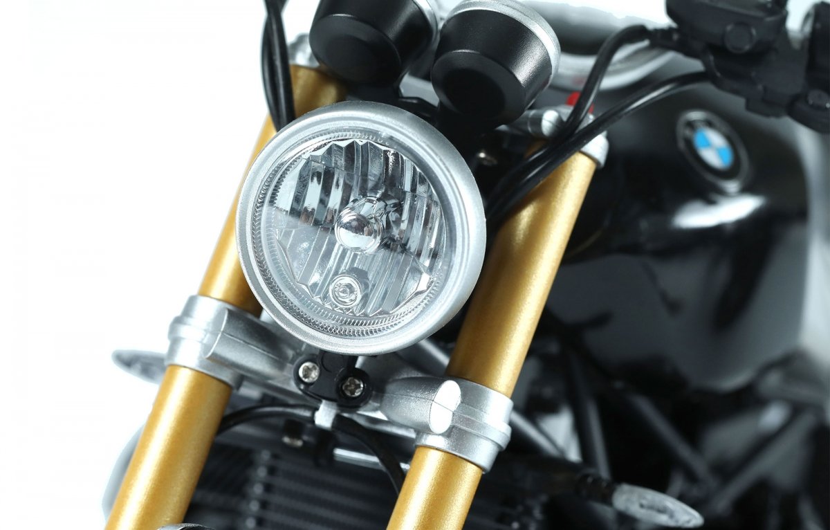 Meng Model MT-003S BMW R nineT (Pre-coloured Edition) 1/9 – imagen 5