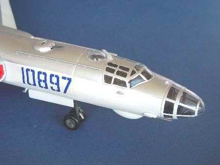 Trumpeter 01612 Tu-16K-26 G/Chinese H-6 1/72 – immagine 6