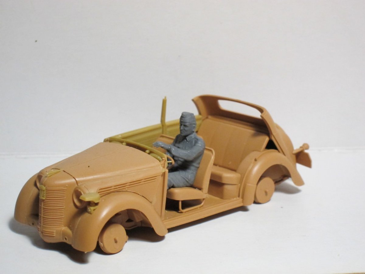 ICM 35642 Conducteurs allemands (1939-1945) (4 figurines) (1/35) – image 2