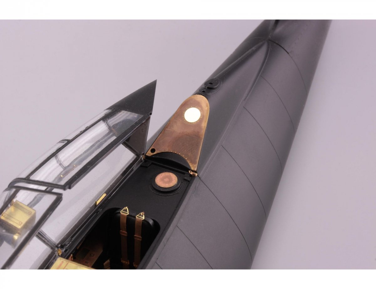 Eduard 32893 Me 262B-1 interior REVELL 1/32 – immagine 3