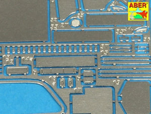 Aber 35257 Simca 5 Staff Car 1/35 – imagen 3