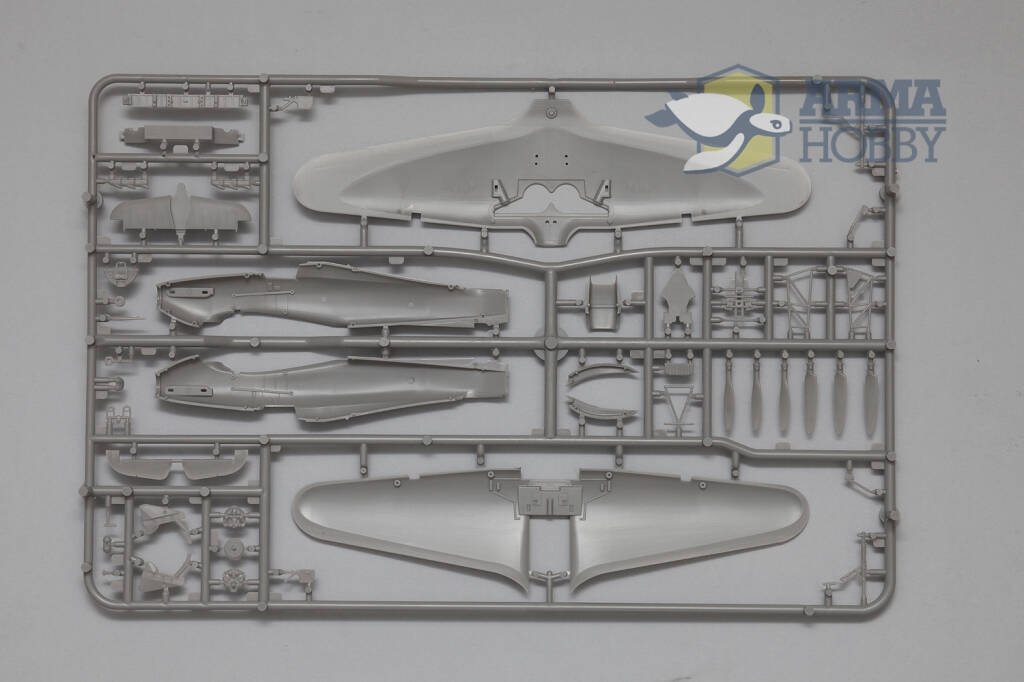 Arma Hobby 70025 Hurricane Mk I Eastern Front - Limited Edition 1/72 – immagine 6