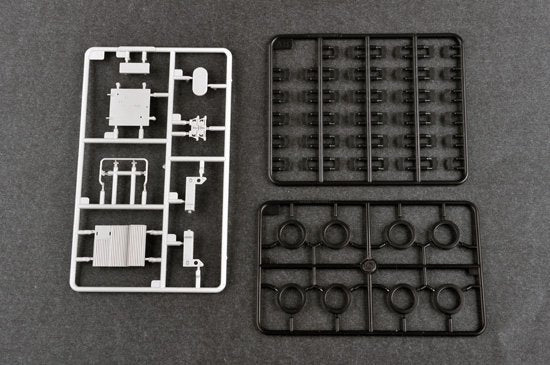 Trumpeter 01047 M270/A1 Multiple Launch Rocket System Finland/Netherlands 1/35 – immagine 12