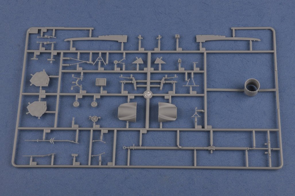 Hobby Boss 81758 Su-17M4 Fitter-K 1/48 – zdjęcie 11