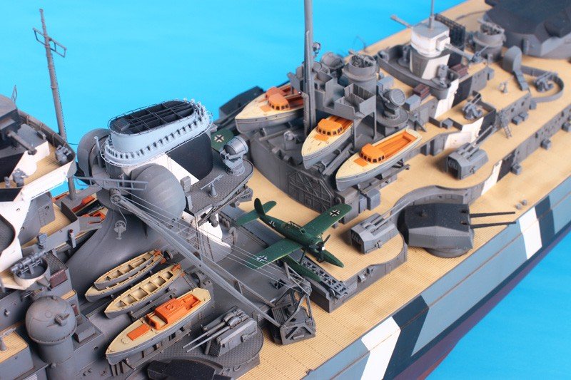 Trumpeter 03702 German Bismarck Battleship 1/200 – zdjęcie 3