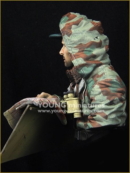 Young Miniatures YM1886 Kampfgruppe Officer Russia 1943 &amp;#39;Ostwind&amp;#39; 1/10 – imagen 4