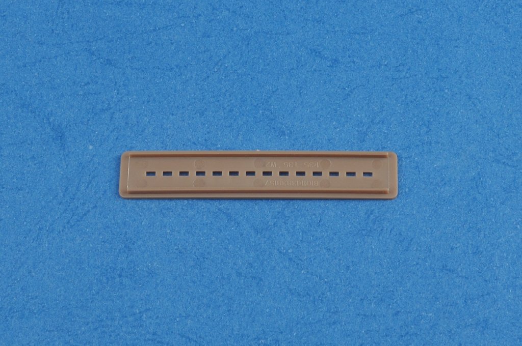 Hobby Boss 81011 Soviet T-35 Heavy Tank Track Links 1/35 – zdjęcie 6