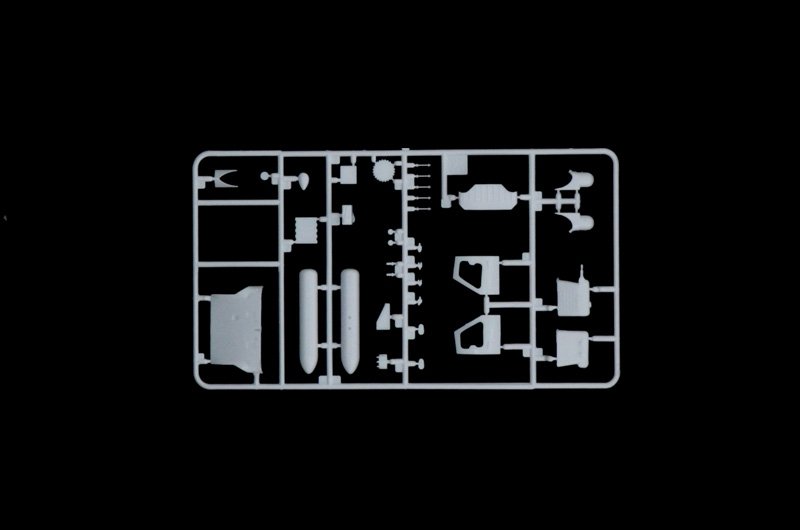 Italeri 2741 HH-60J Garde côtière américaine (1/48) – image 8