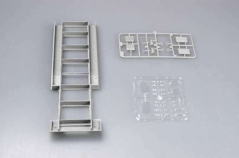 Trumpeter 00212 MAZ-537G Late Production type with MAZ/ChMZAP-5247G semitraii 1/35 – image 10