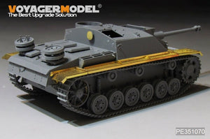 Voyager Model PE351070 WWII German StuG III Ausf.G Fenders（GP） 1/35 – immagine 2