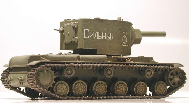 PST 72017 KV-2 Heavy Tank 1/72 – imagen 5