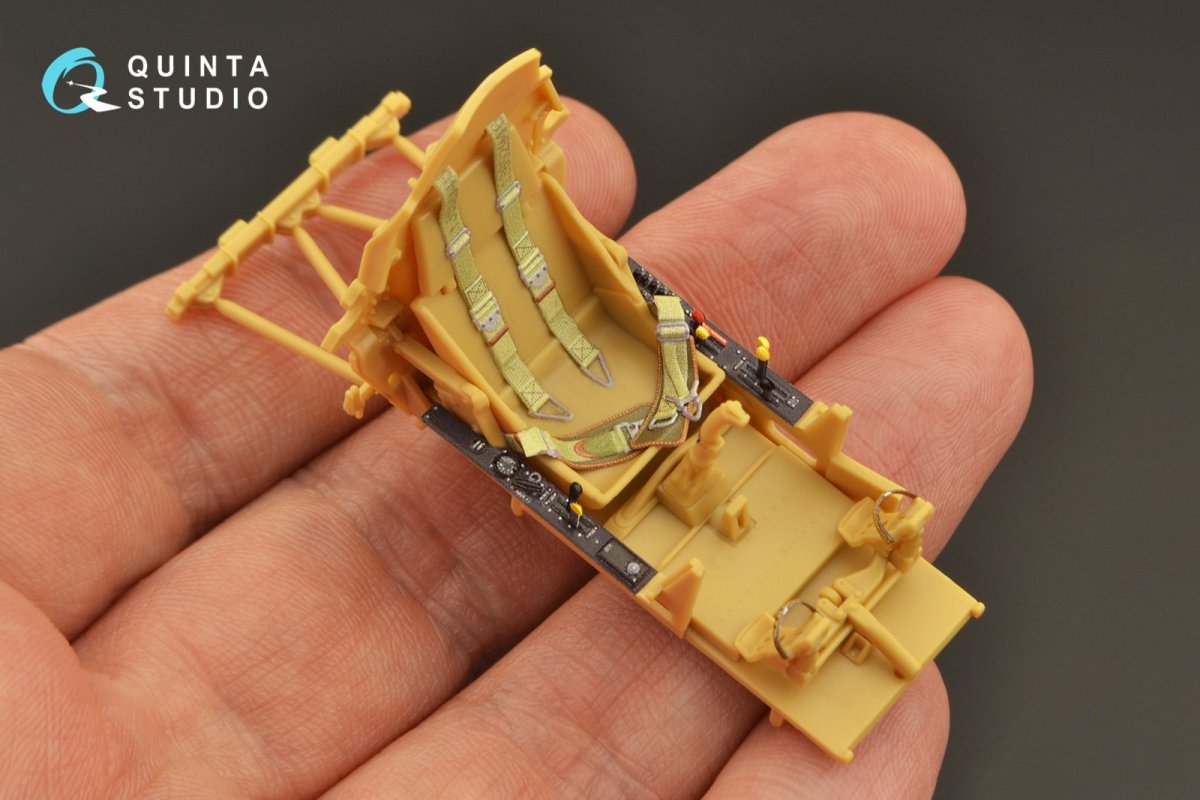 Quinta Studio QD32129 Hs 129B-2 3D-Printed &amp;amp; coloured Interior on decal paper ( Zoukei-Mura ) 1/32 – immagine 4