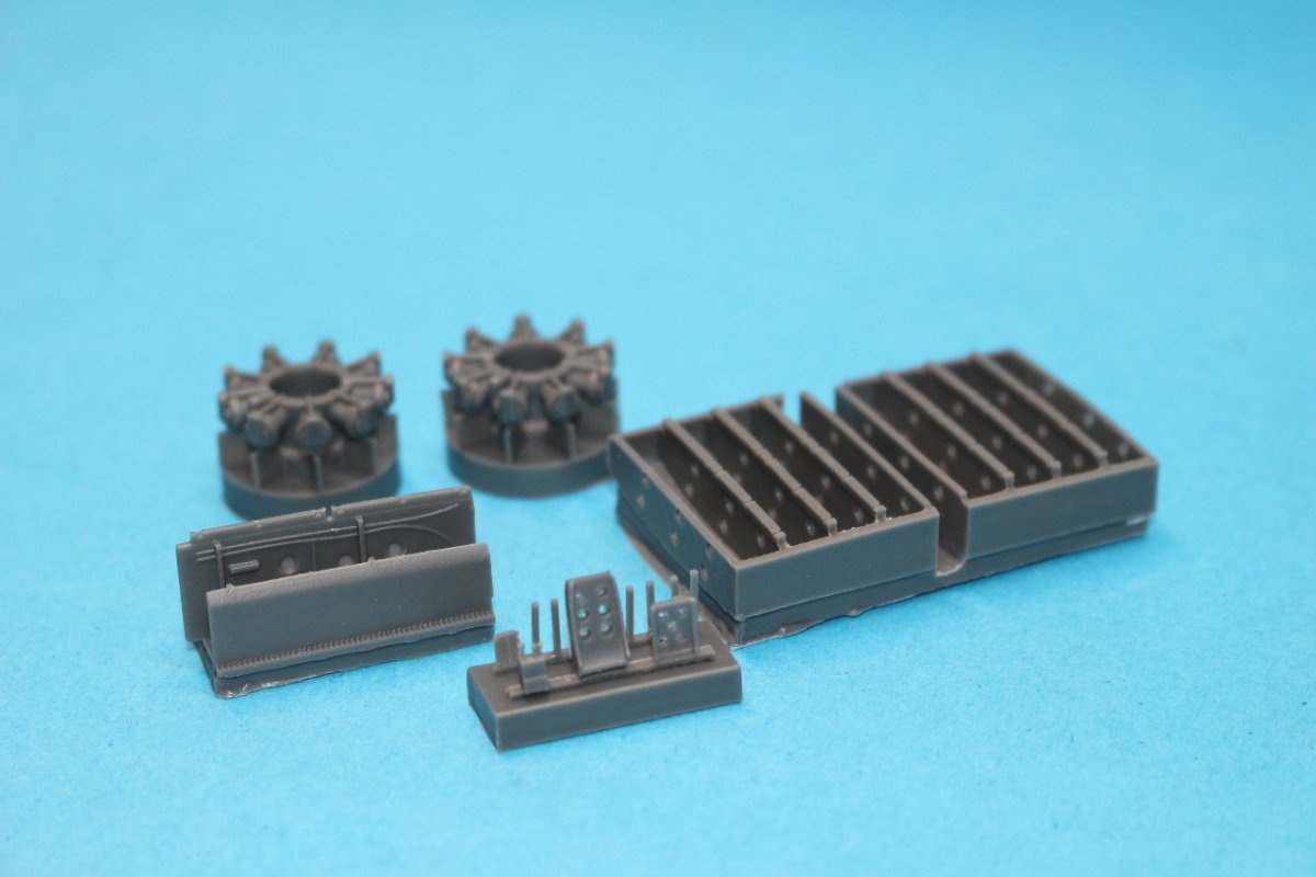 Fly 72040 PZL.37 A Moose A (1/72) – image 7
