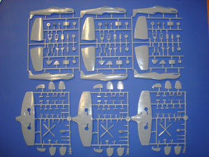 Kovozavody Prostejov KPM0060 Supermarine Spitfire Mk.IXe Cil Praha 1/72 – image 4