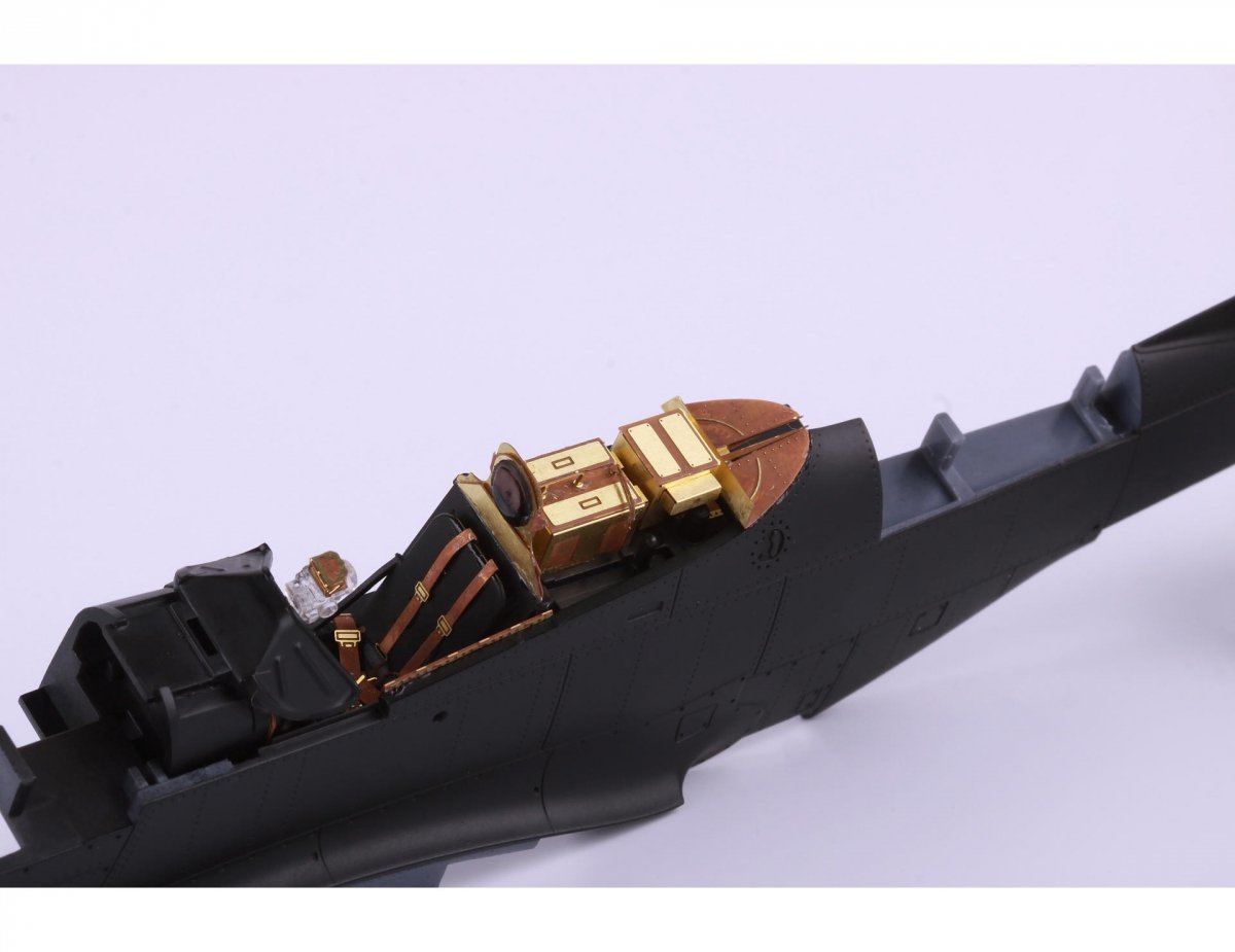 Eduard 49850 P-51D interior MENG 1/48 – Bild 4