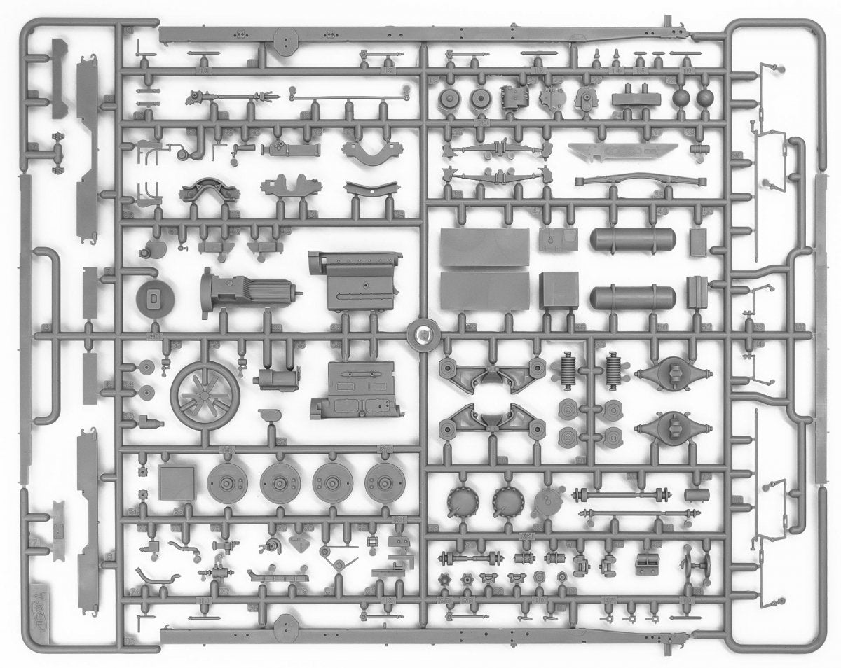 ICM DS3509 Wehrmacht Radio Trucks (Henschel 33D1 Kfz.72, Krupp L3H163 Kfz.72) 1/35 – zdjęcie 10