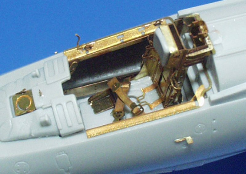Eduard 49222 F-104C/ J 1/48 Hasegawa – immagine 6