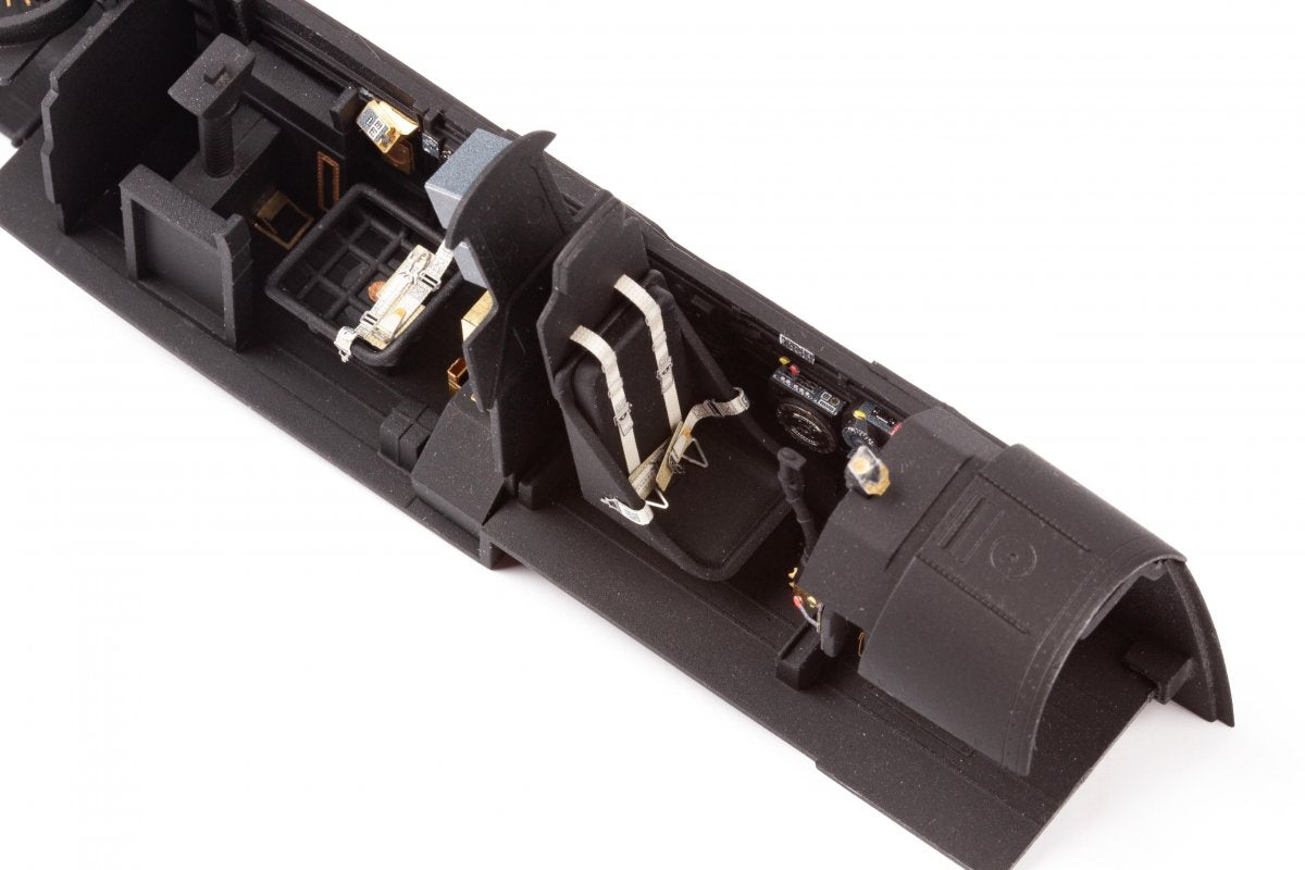 Eduard 33334 Ju 87G-1/2 seatbelts STEEL BORDER MODEL 1/35 – image 3