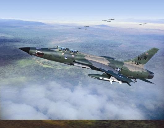Trumpeter 01618 F-105G THUNDERCHIEF 1/72