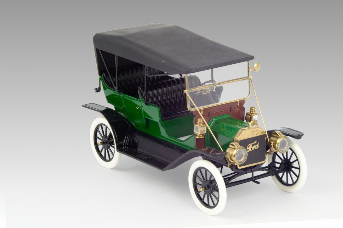 ICM 24002 Model T 1911 Touring, American Passenger Car 1/24 – immagine 2