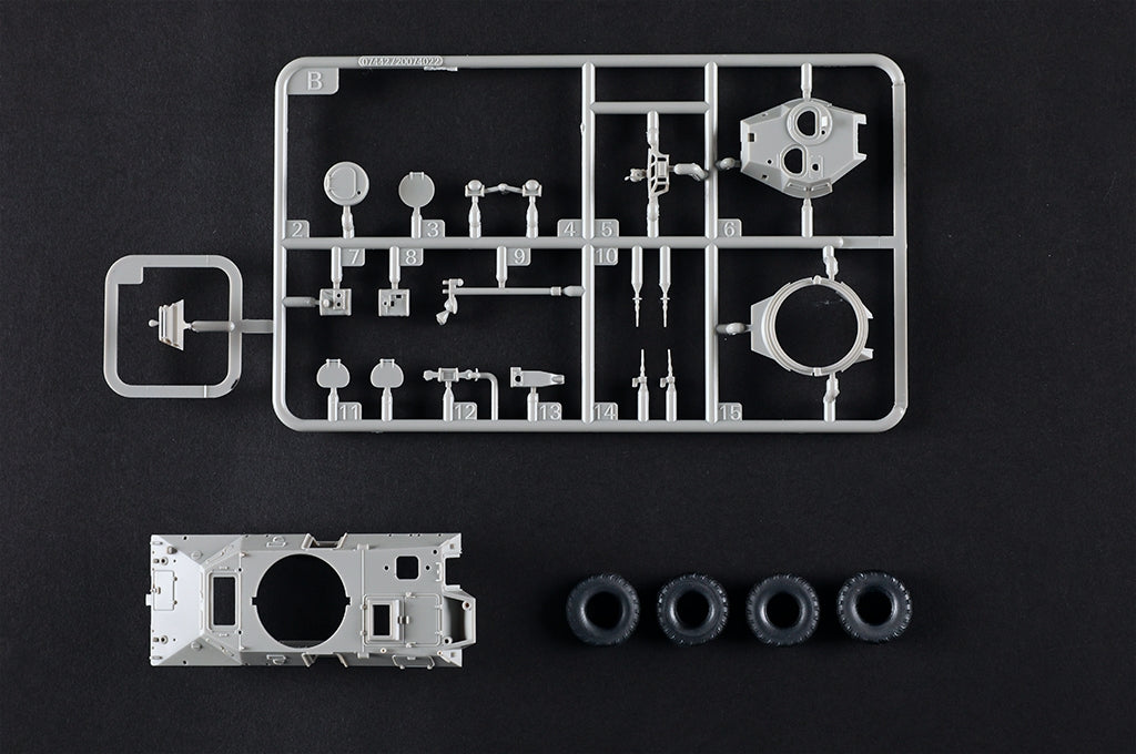 Trumpeter 07442 LAV-150 APC Canon Mecar de 90 mm 1/72 – image 7
