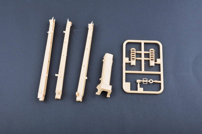 Trumpeter 02329 Soviet D-30 122mm Howitzer - Late Version 1/35 – Bild 7