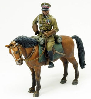 ToRo Model 35F107 Polska Międzywojenna - Płk. Bolesław Wieniawa-Długoszowski / Interwar Poland - Col. Boleslaw Wieniawa-Dlugoszowski commander of the 1st Regiment of the chevaliers 1/35 – zdjęcie 3