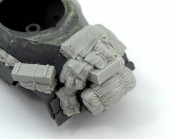Panzer Art RE35-523 Stowage set for Sd.Kfz 222 1/35 – immagine 3