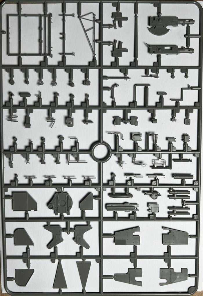 Thunder Model 35209 Morris Bofors C9/B Late The Iconic British WWII Gun Truck 1/35 – immagine 10