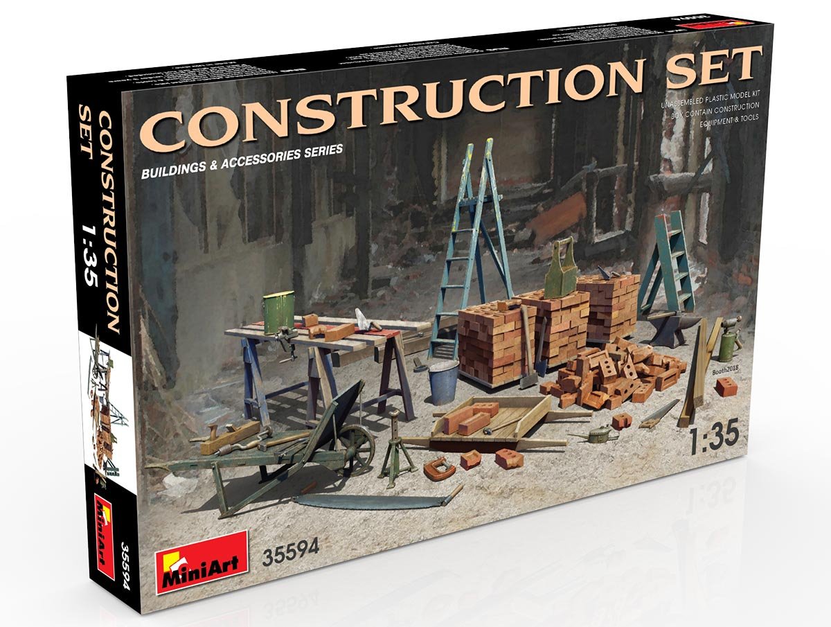 MiniArt 35594 Kit de construction : échelles, table, seaux, briques, chariot, enclume, poutres, cric et outils 1/35 – image 2
