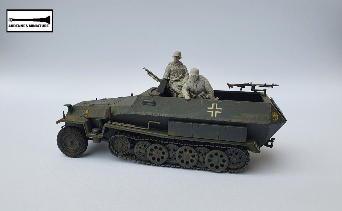 Ardennes Miniature 35021 WW2 PANZER COMMANDER AND GERMAN SOLDIERS 1/35 – Bild 6