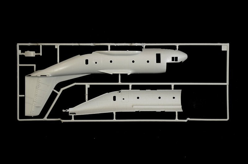 Italeri 1450 C-27J SPARTAN / G.222 1/72 – zdjęcie 11