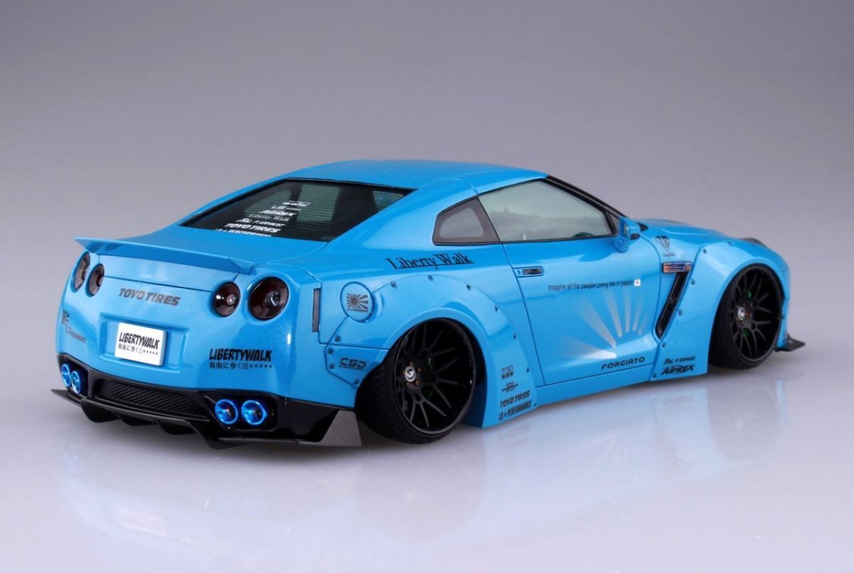Aoshima 05402 Nissan LB Works R35 GT-R Ver1 1/24 – zdjęcie 3
