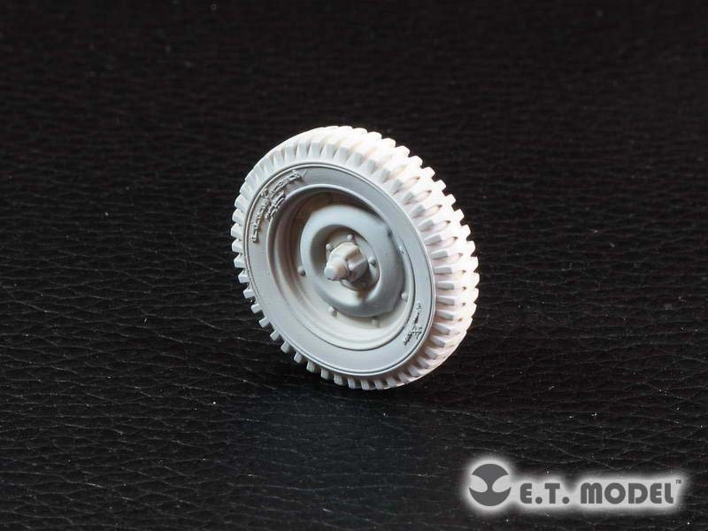 E.T. Model ER35-044 WWII U.S. Willys MB Jeep Weighted Road Wheels 1/35 – Bild 3
