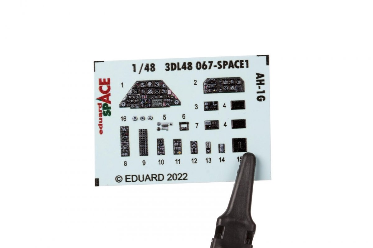Eduard 3DL48067 AH-1G SPACE SPECIAL HOBBY 1/48 – immagine 2