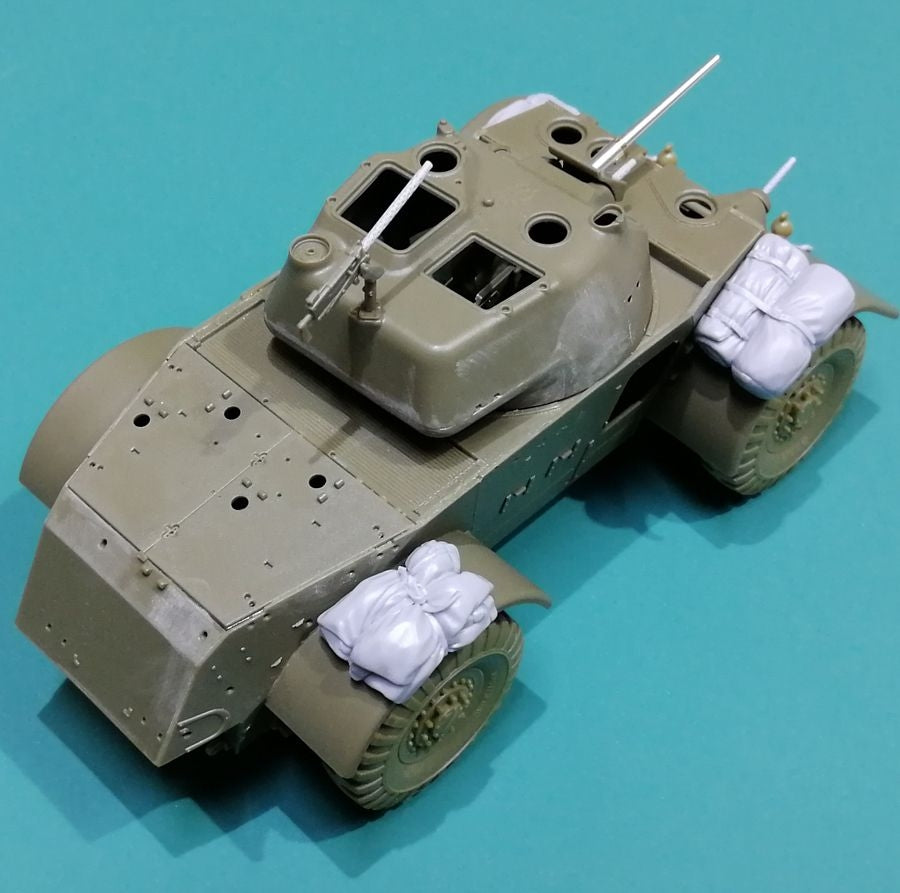 Eureka XXL ER-3570 Upgrade &amp;amp; Stowage Set for T17E1 Staghound (Bronco) 1/35 – zdjęcie 12