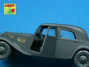 Aber 35231 Citroen Traction 11CV Staff Car 1/35 – immagine 8