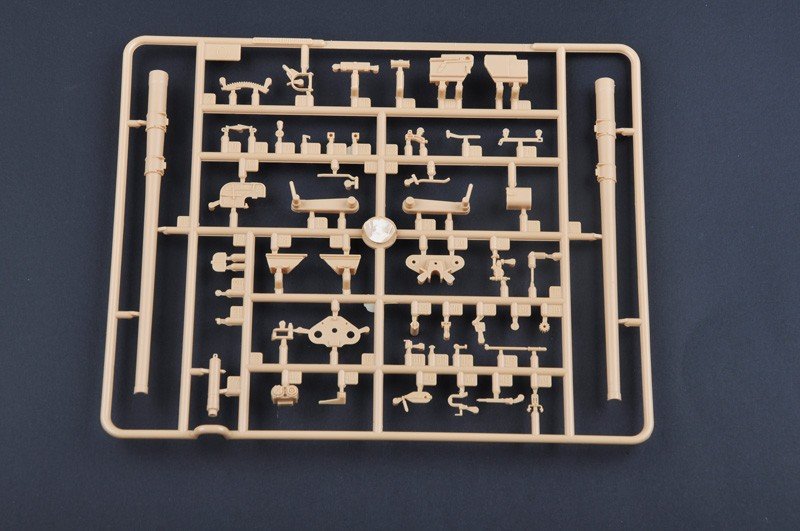 Trumpeter 02329 Soviet D-30 122mm Howitzer - Late Version 1/35 – Bild 9