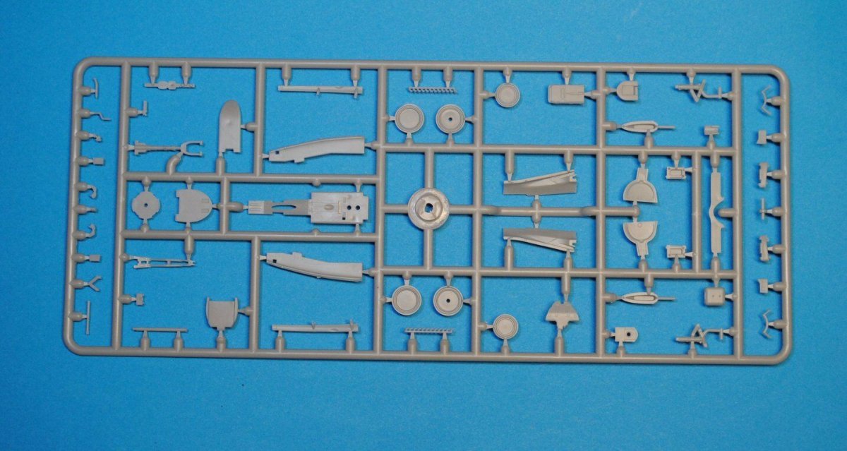 Dora Wings 72005 Bell P-63E-1-BE Kingcobra 1/72 – immagine 6